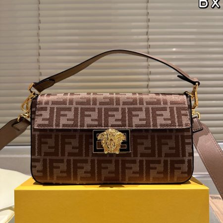 Fendi Versace joint baguette bag - Image 3