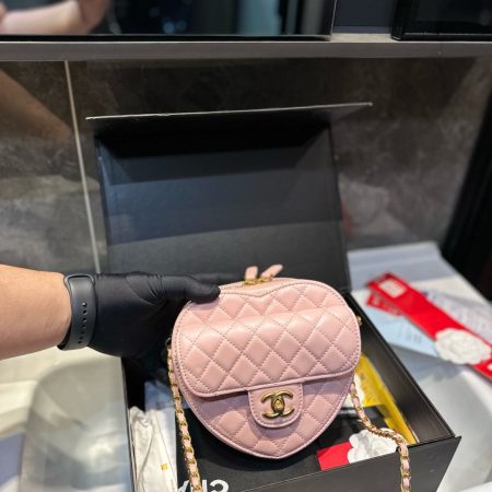 Chanel Mini Heart Crossbody Bag - Image 3