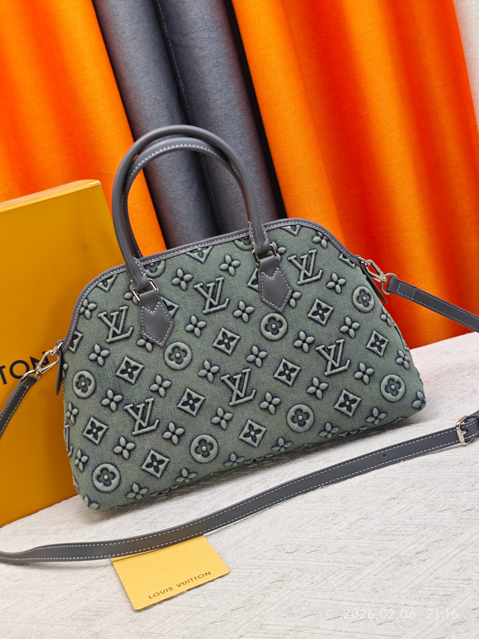 LV  Ever More PM Bag - Image 2