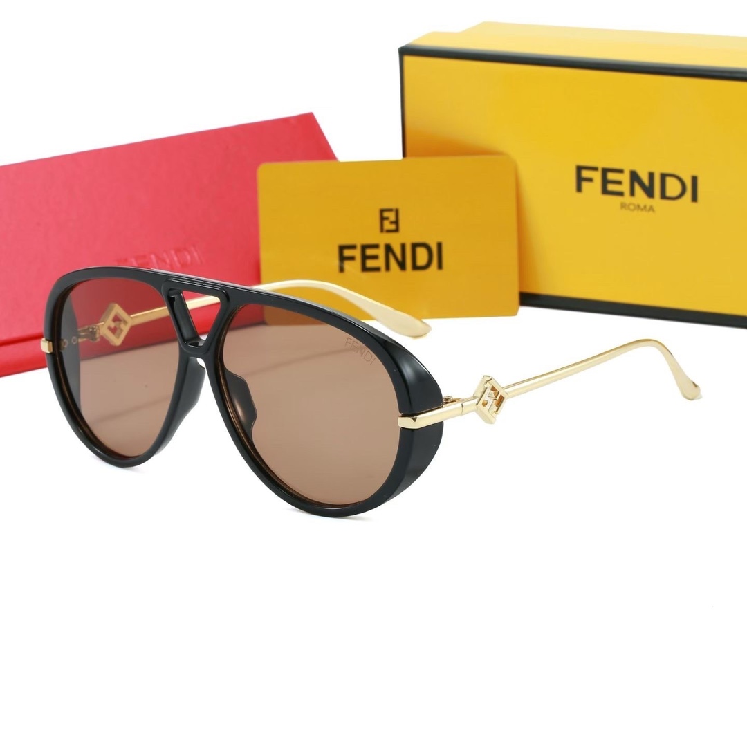 Fendi Fashionable Sunglasses - Image 3