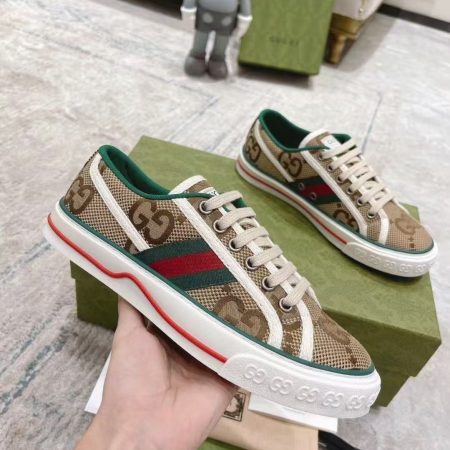 Gucci Women's Gucci Tennis 1997 Low Top Sneakers - Image 4