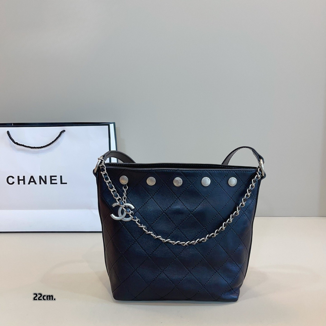 Chanel Bucket Bag Black 10A - Image 6