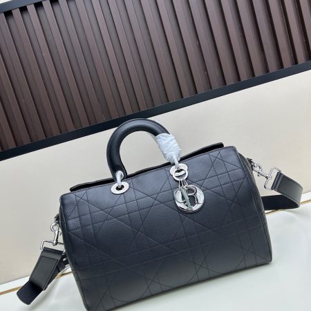 Dior Cannage Bag - Image 5