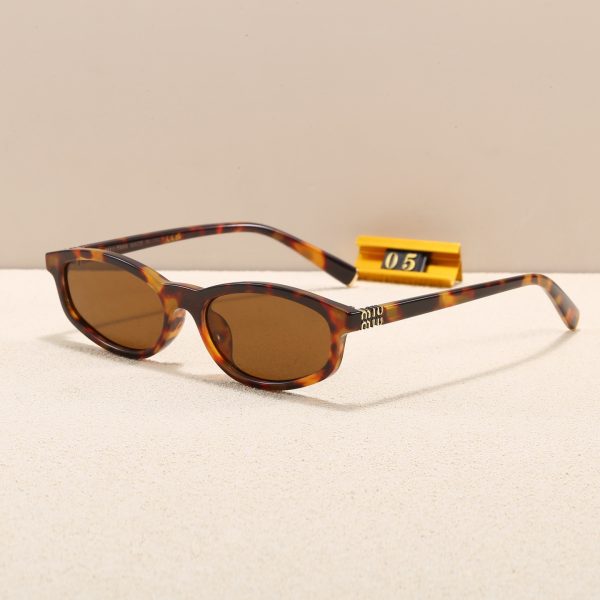Miu Miu Fashionable Sunglasses