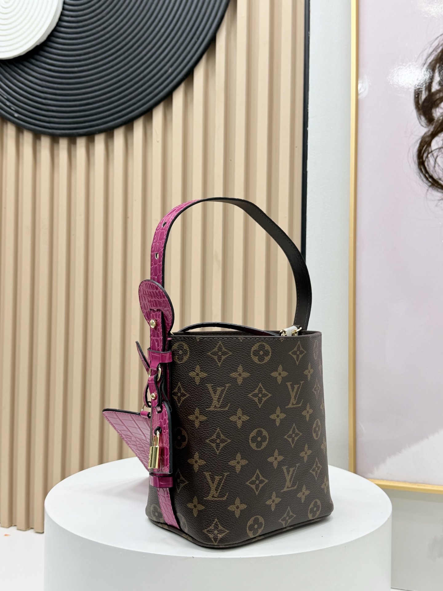 LV Allin BB Bag - Image 2