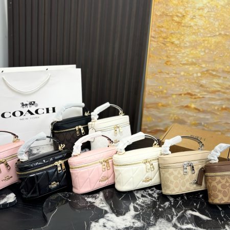 Coach Rainer Box Bag - Image 2