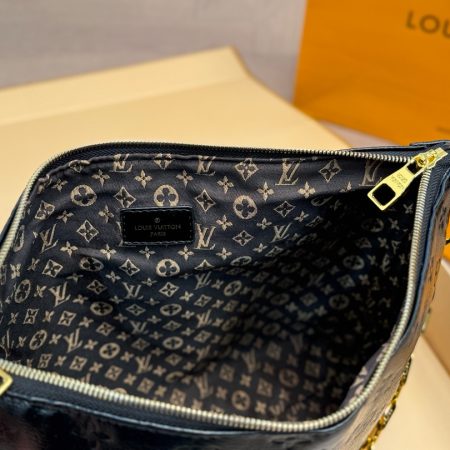 LV  Bag - Image 6