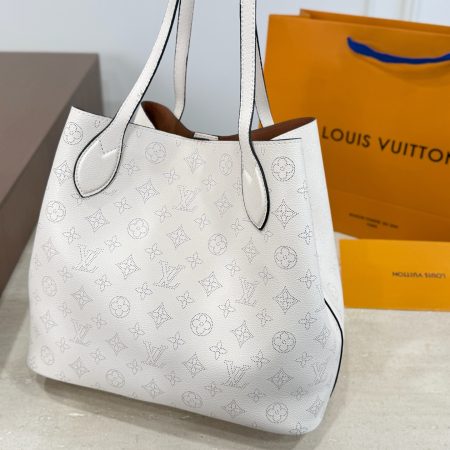 LV Blossom MM Tote Bag - Image 12