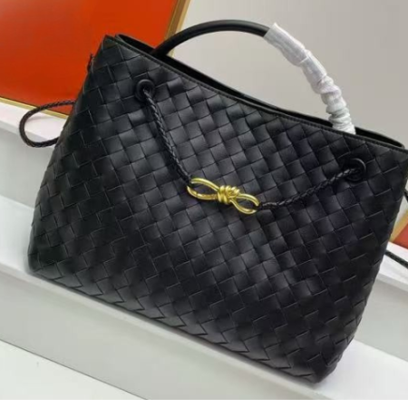 BV Small / Medium Andiamo Bag - Image 2
