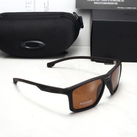 Oakley Fashionable Sunglasses - Image 8