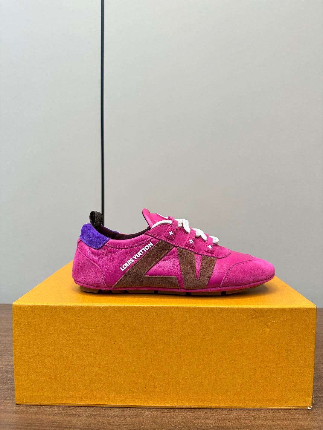 LV Sneakerina Casual Shoes - Image 7
