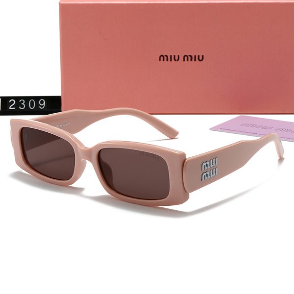 Miu Miu Fashionable Sunglasses