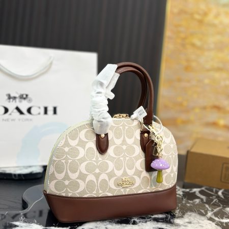 Coach Sabrina Shell Bag - Image 5