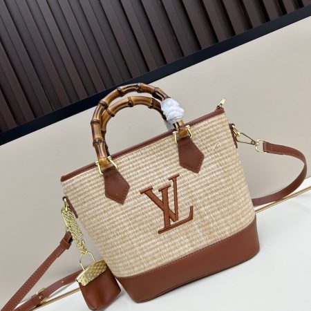LV handbag - Image 8