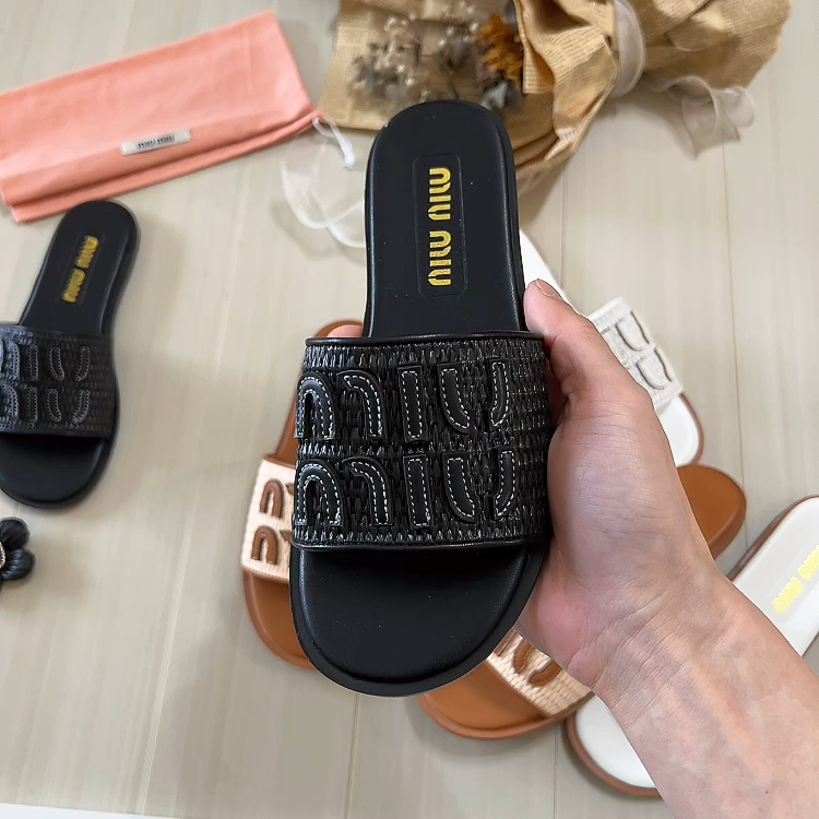 Miu Miu 26p Woven Flat Sandals - Image 2