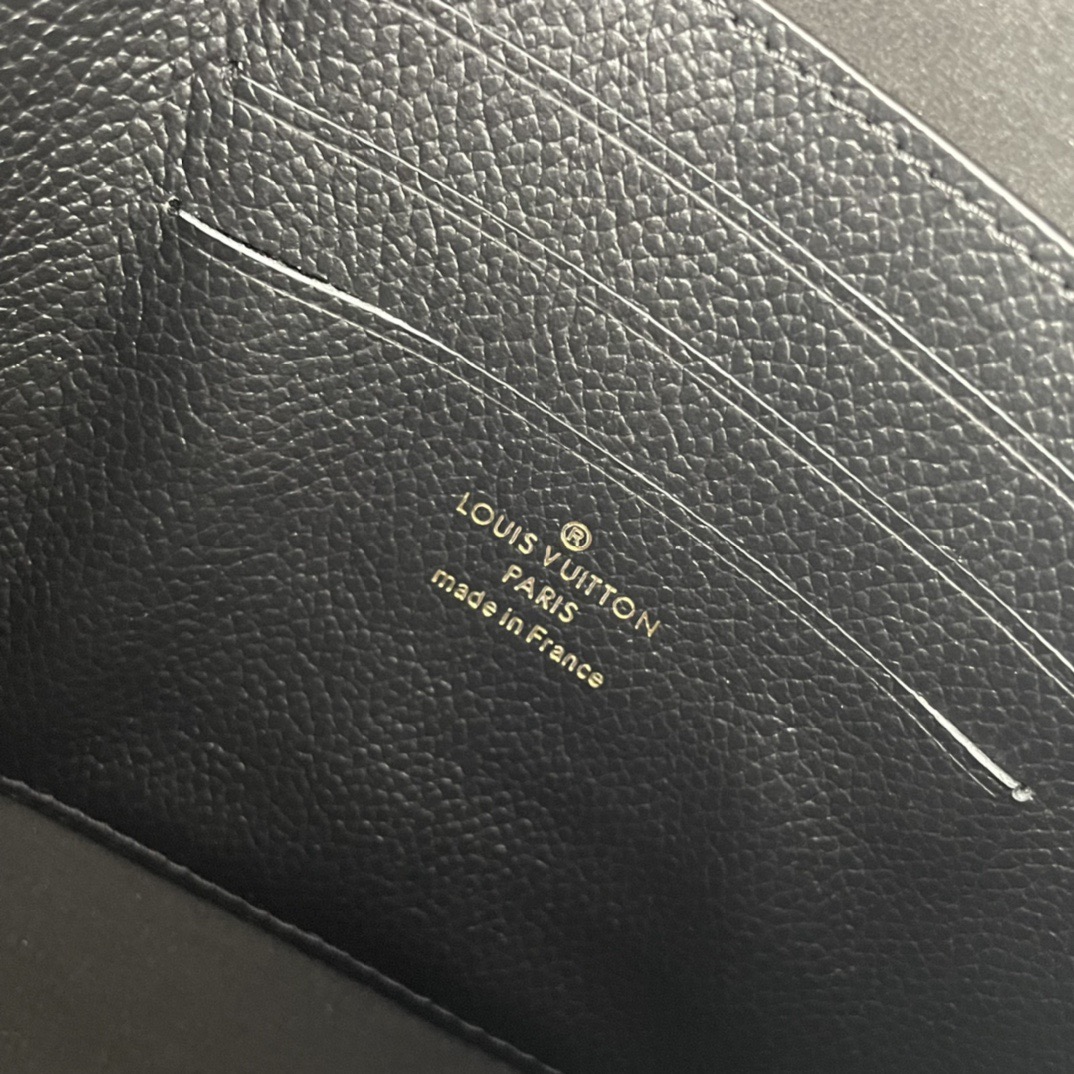 LV Daily Pouch Monogram Empreinte Pochette Mélanie MM Black - Image 10