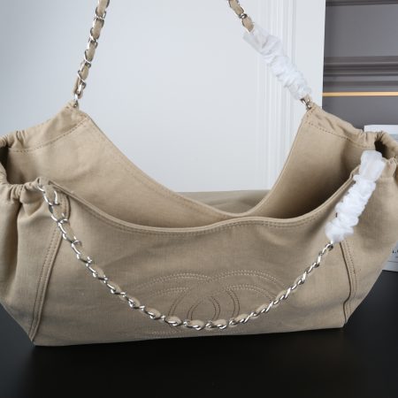 Chanel Ultimate Soft Tote Bag - Image 9