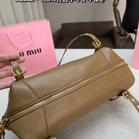 Miu Miu Shoulder Bag - Image 4