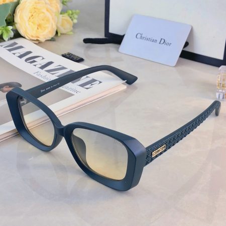 Dior Sunglasses - Image 4