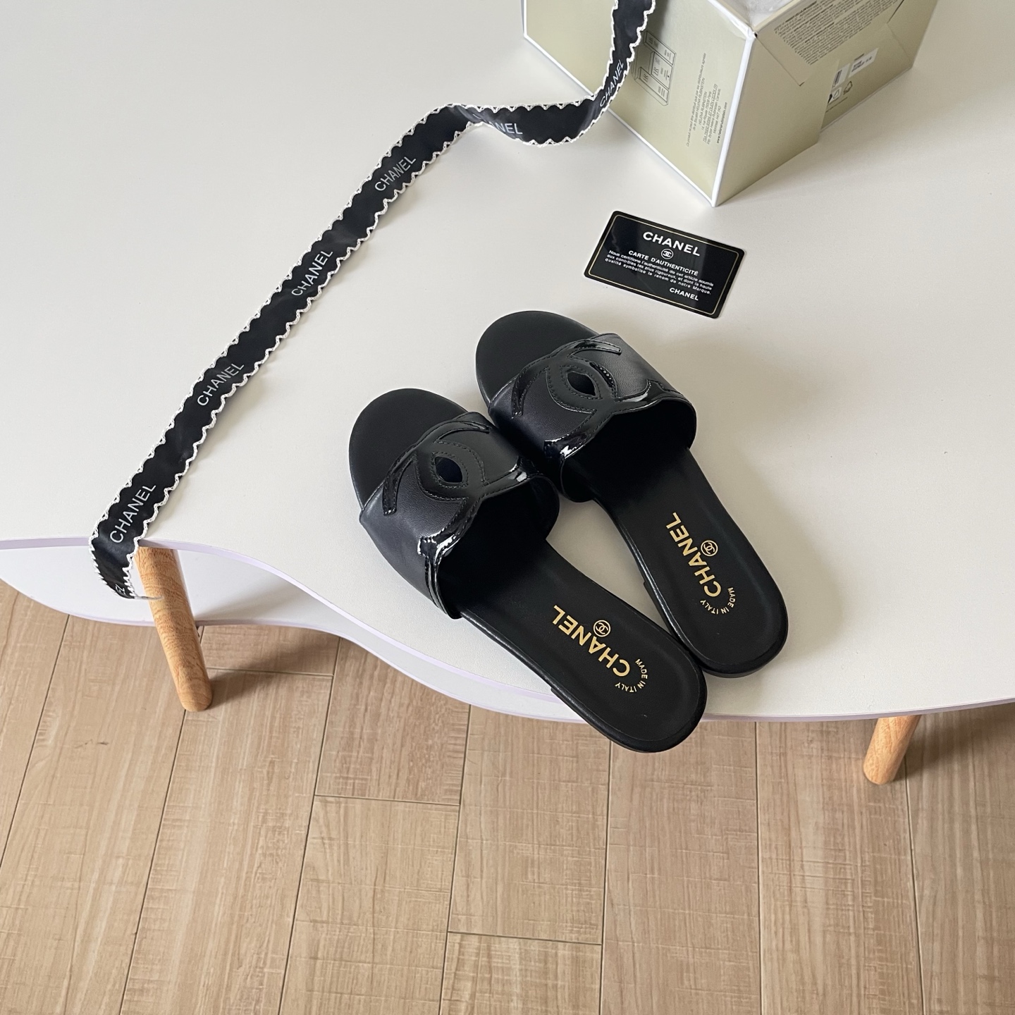 Chanel 26P Double C Two-Tone Flat Slippers - Image 12