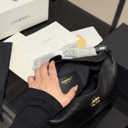 Chanel Hobo Bag - Image 4
