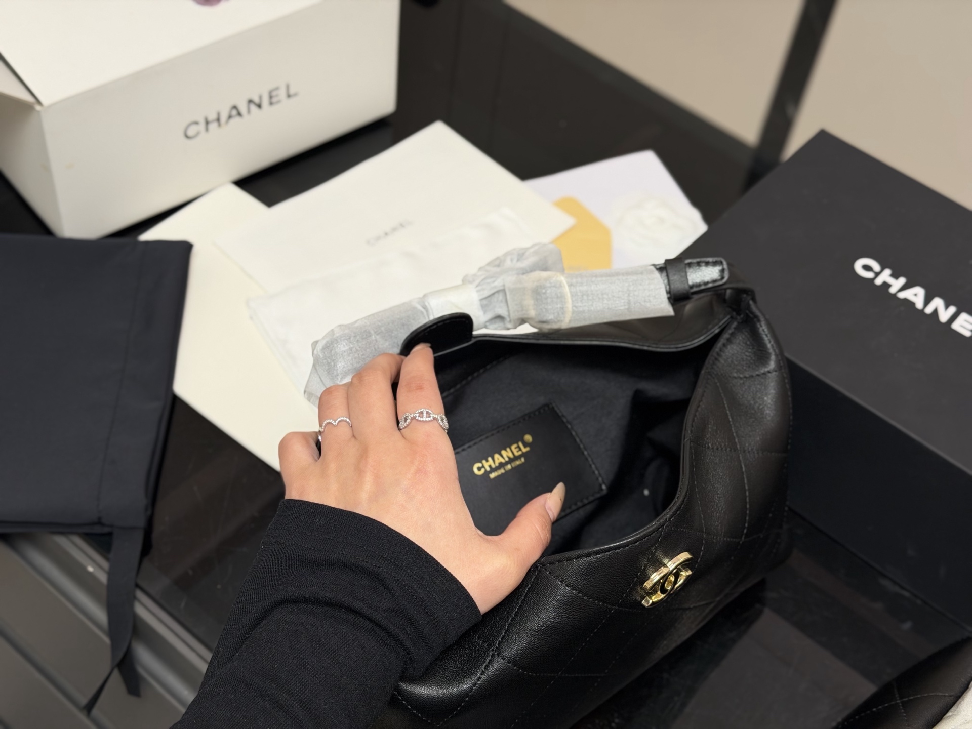 Chanel Hobo Bag - Image 4