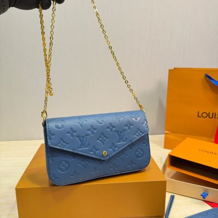 LV Pochette Felicie Monogram Empreinte Bag - Image 5