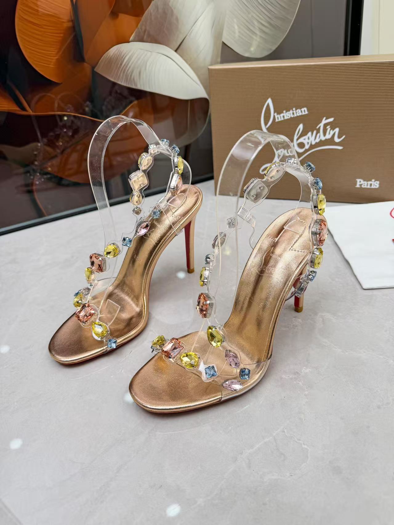 Christian Louboutin-High-Heels - Image 4