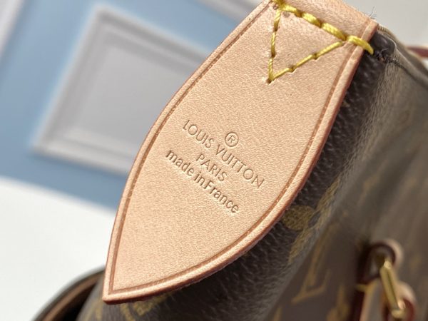 LV Monogram Totally GM