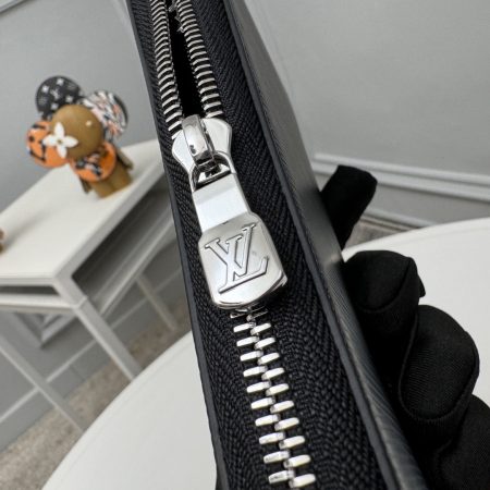 LV Zippy Wallet Vertical M60965 - Image 9