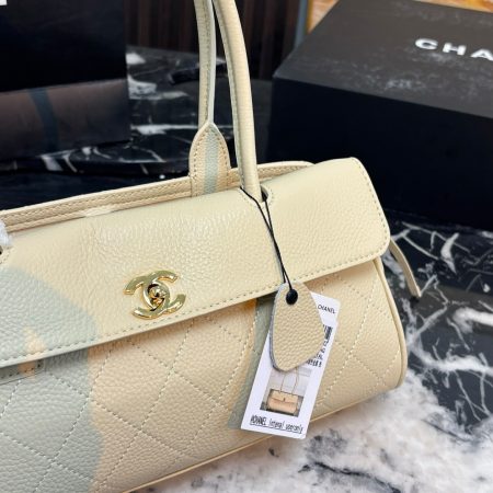 Chanel 26S Runway Baguette Bag - Image 5