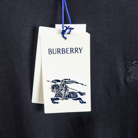 Burberry T Shirt - Image 10