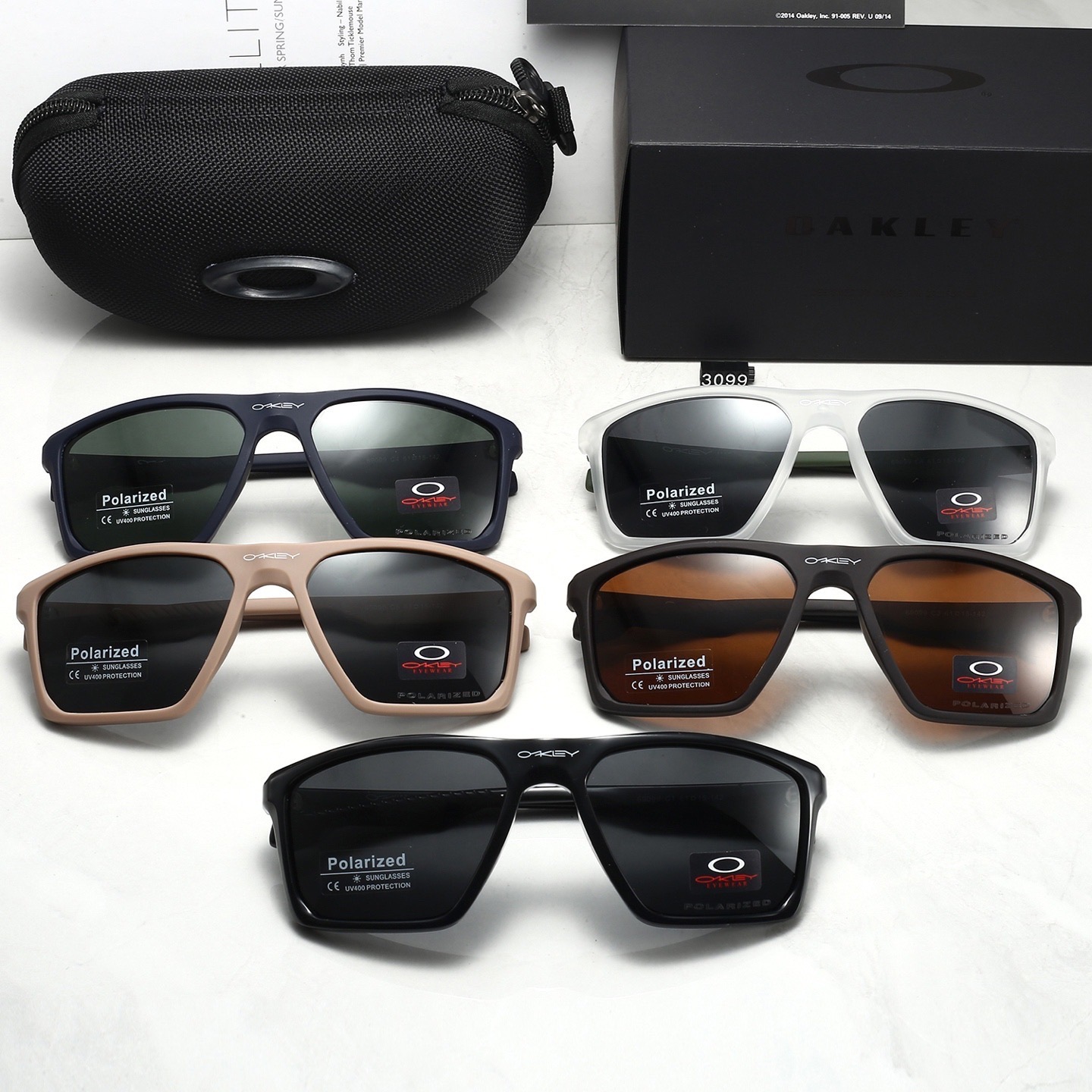 Oakley Fashionable Sunglasses - Image 1