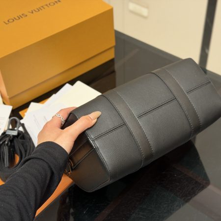 LV City Keepall Bag - Image 9