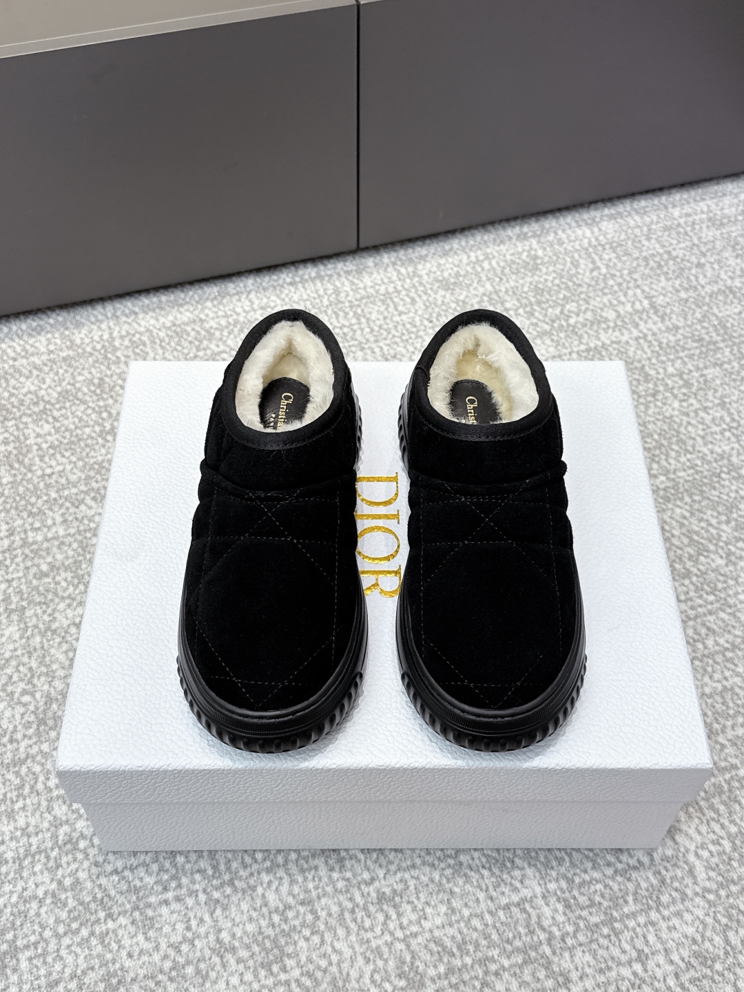 Dior Low-Cut Snow Boots - Image 1