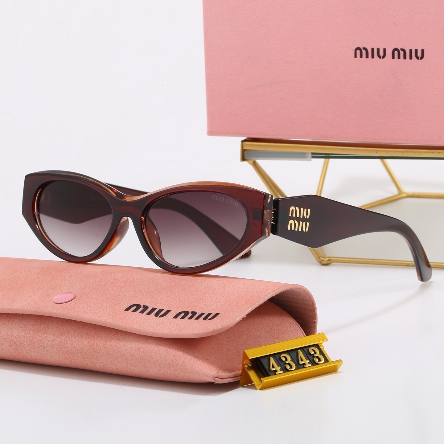 Miu Miu Fashionable Sunglasses - Image 5
