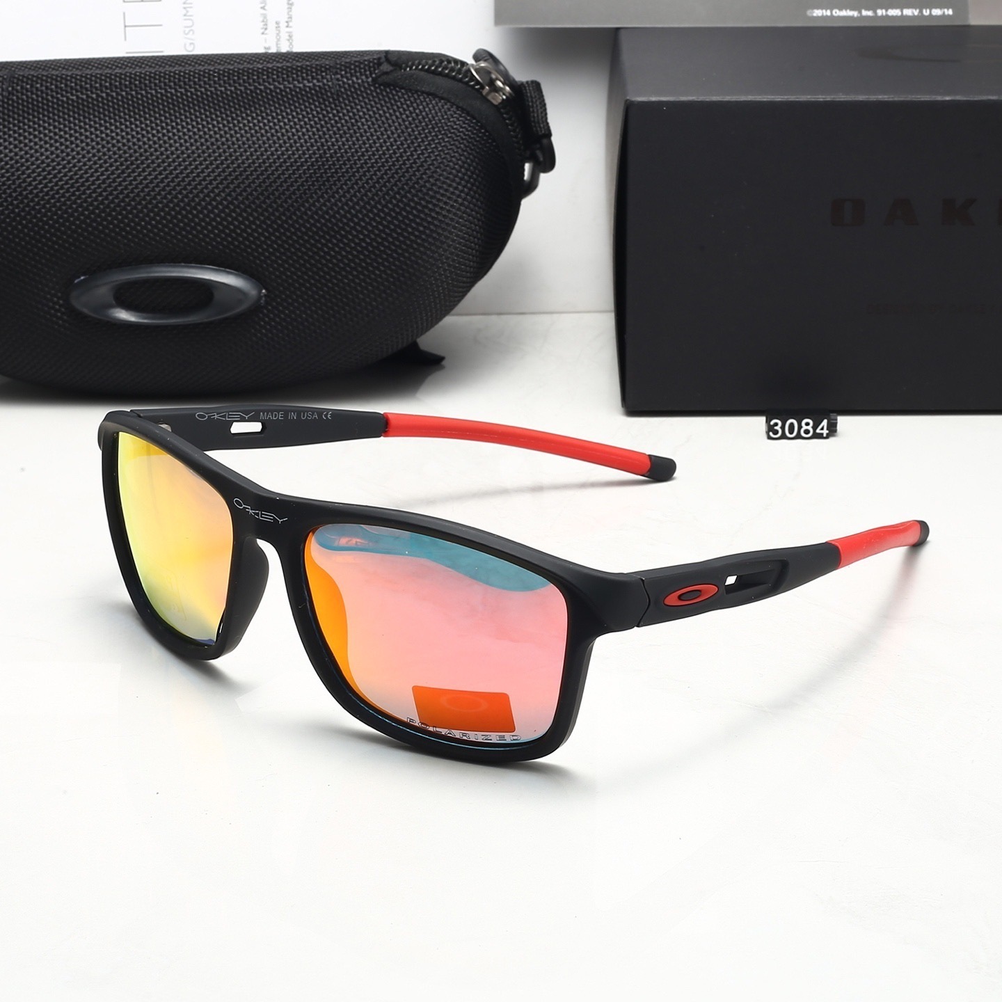 Oakley Fashionable Sunglasses - Image 5
