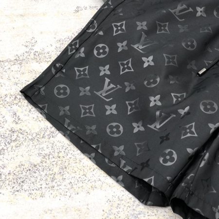LV Short Pants - Image 9