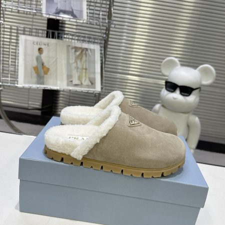Prada shearlina-lined Suede Mules