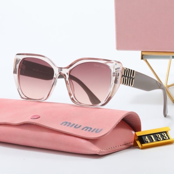 Miu Miu Fashionable Sunglasses