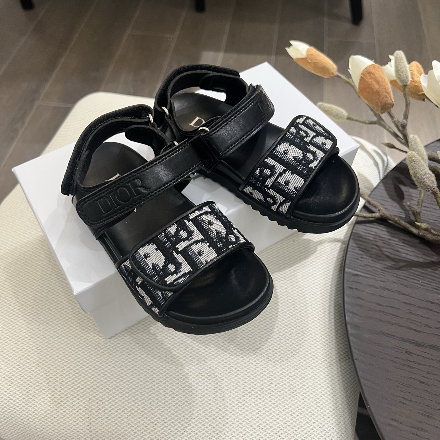 Dior Children's Velcro Sandals - Image 4