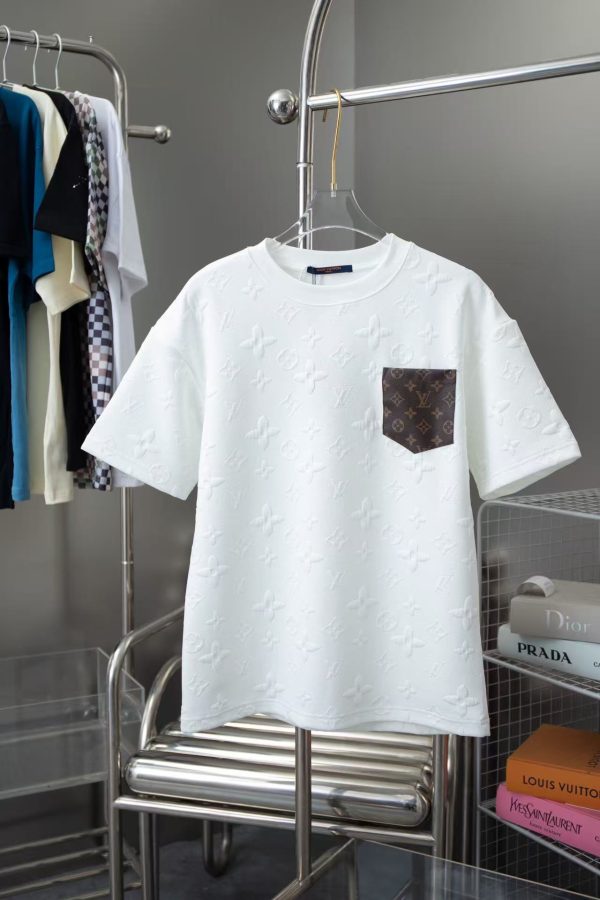 LV T Shirt Clothing