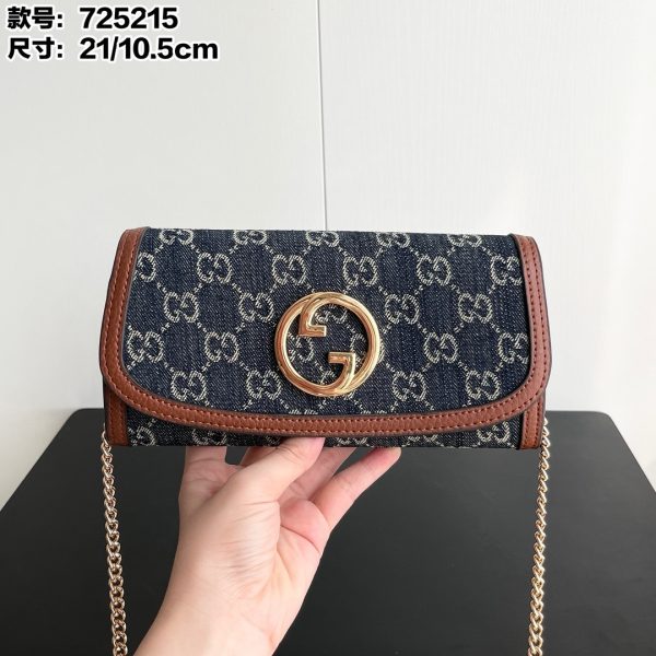 Gucci Blondie chain wallet