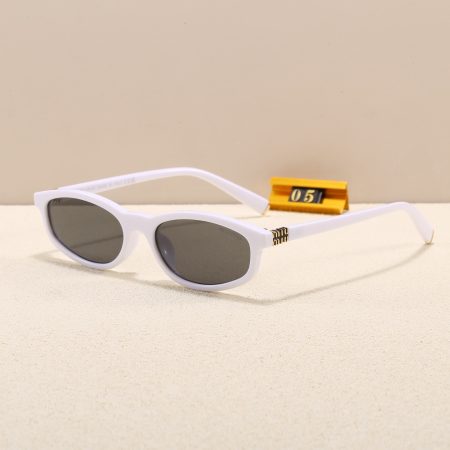 Miu Miu Fashionable Sunglasses