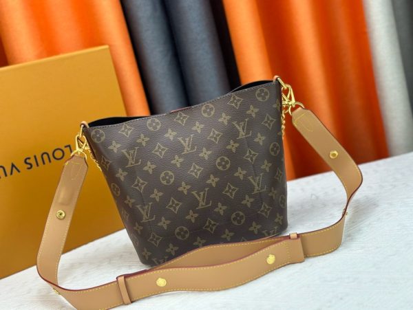 LV Lock and Walk Women Handbag
