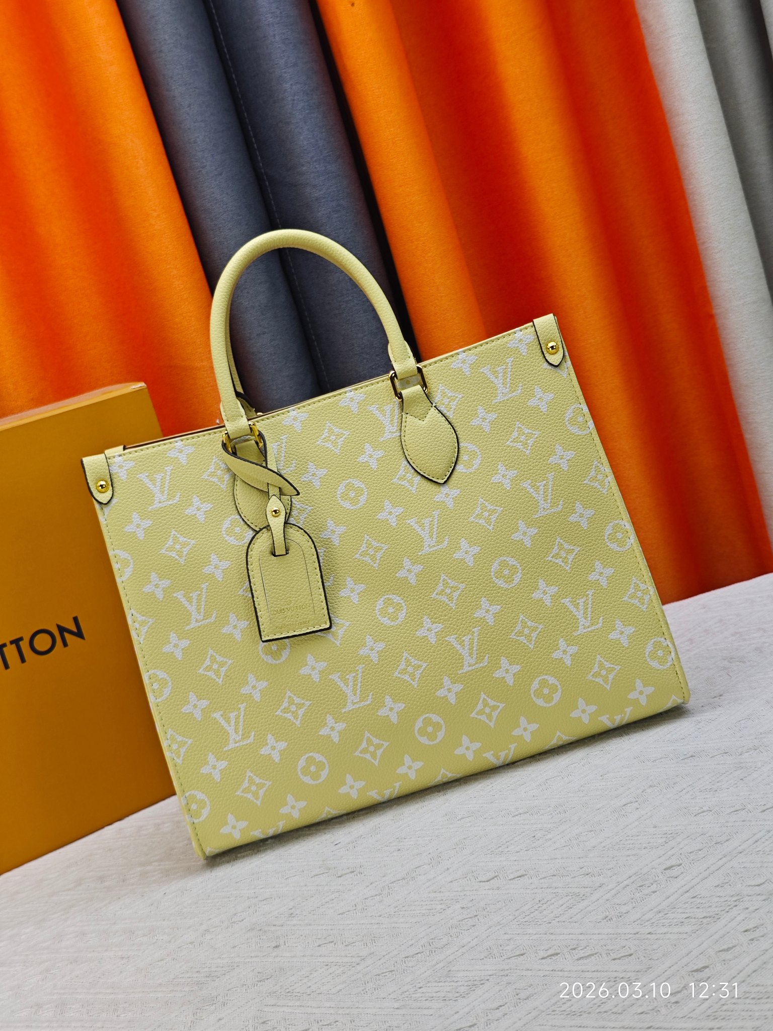 LV OnTheGo Bag - Image 3