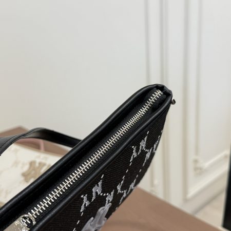 MLB Crossbody Bag - Image 5