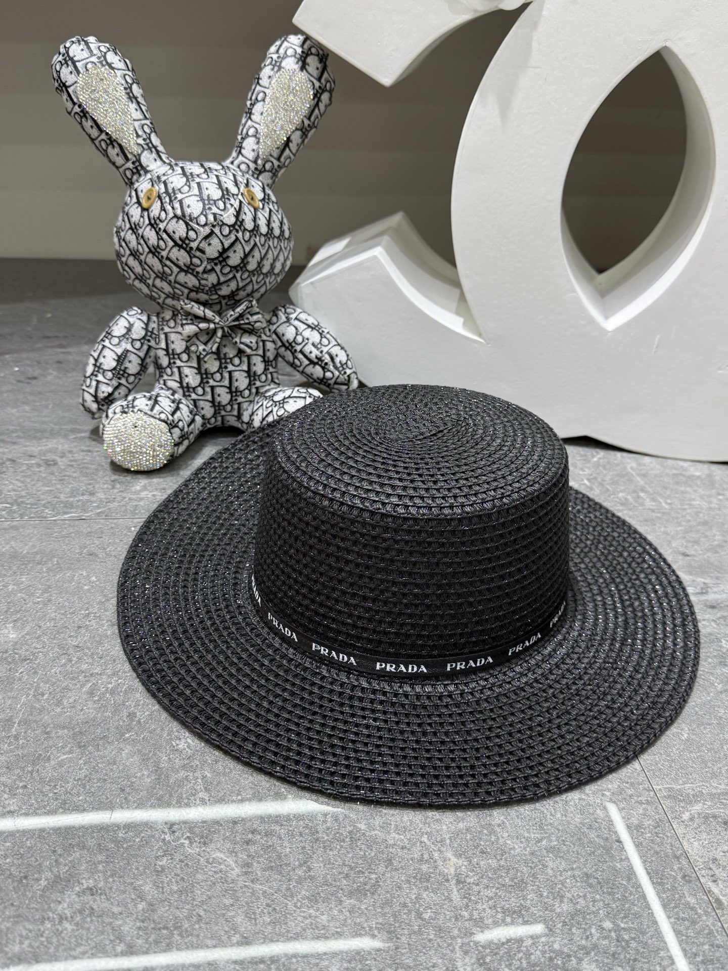 Prada Flat-Brimmed Straw Hat - Image 5