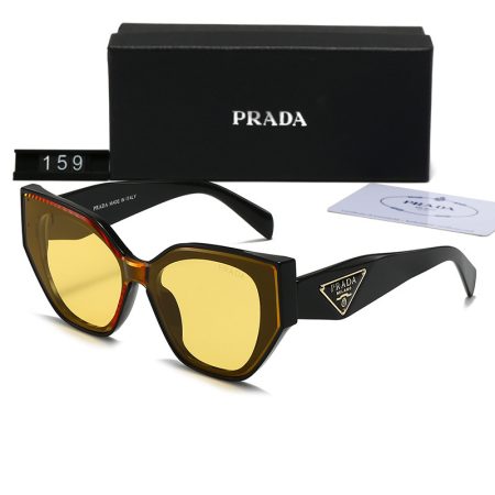 Prada Fashionable Sunglasses - Image 4
