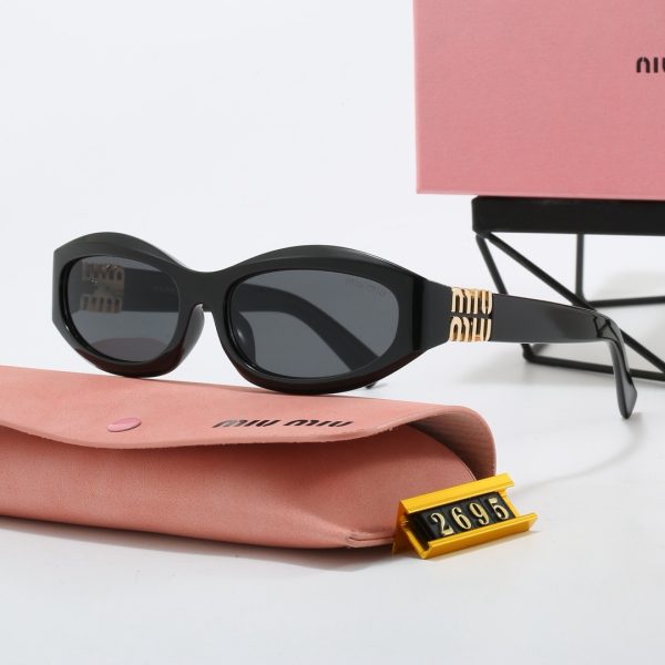 Miu Miu Fashionable Sunglasses